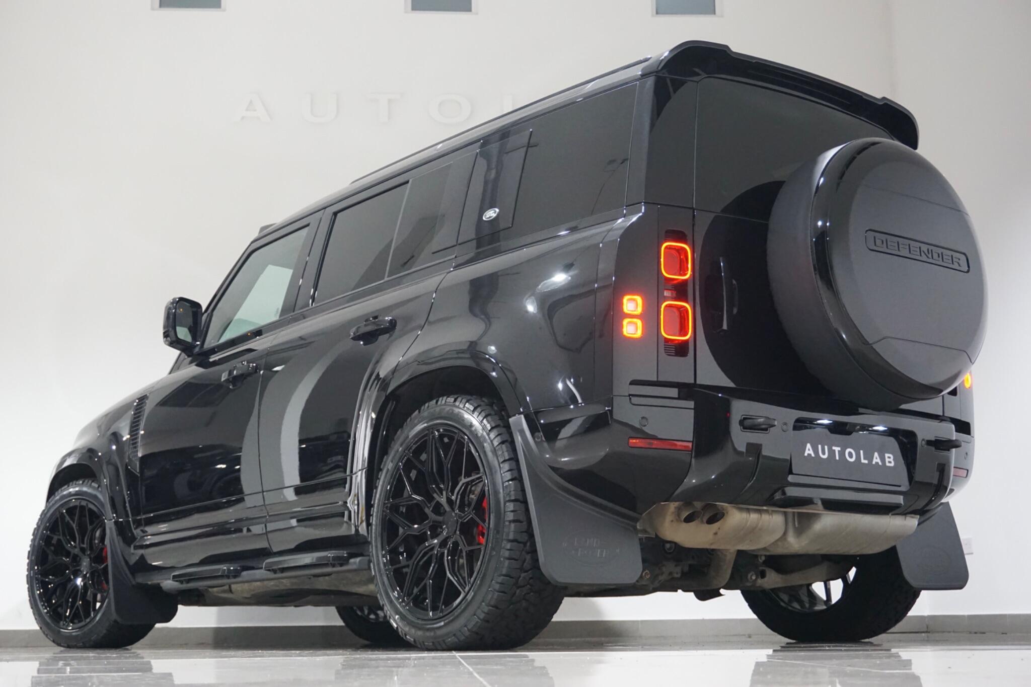 Land Rover Defender 110 3.0 D250 MHEV X-Dynamic HSE SUV 5dr Diesel Auto 4WD Euro 6 (s/s) (250 ps)
